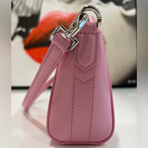 GIVENCHY XS Antigona Box Bag - Picture 6 of 16